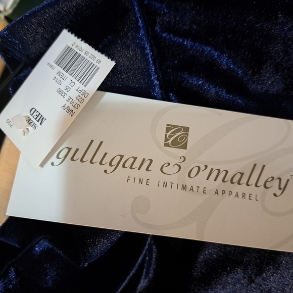 Gilligan & O'Malley, Velvet look, Sleeveless Top, sz M - Picture 5 of 8